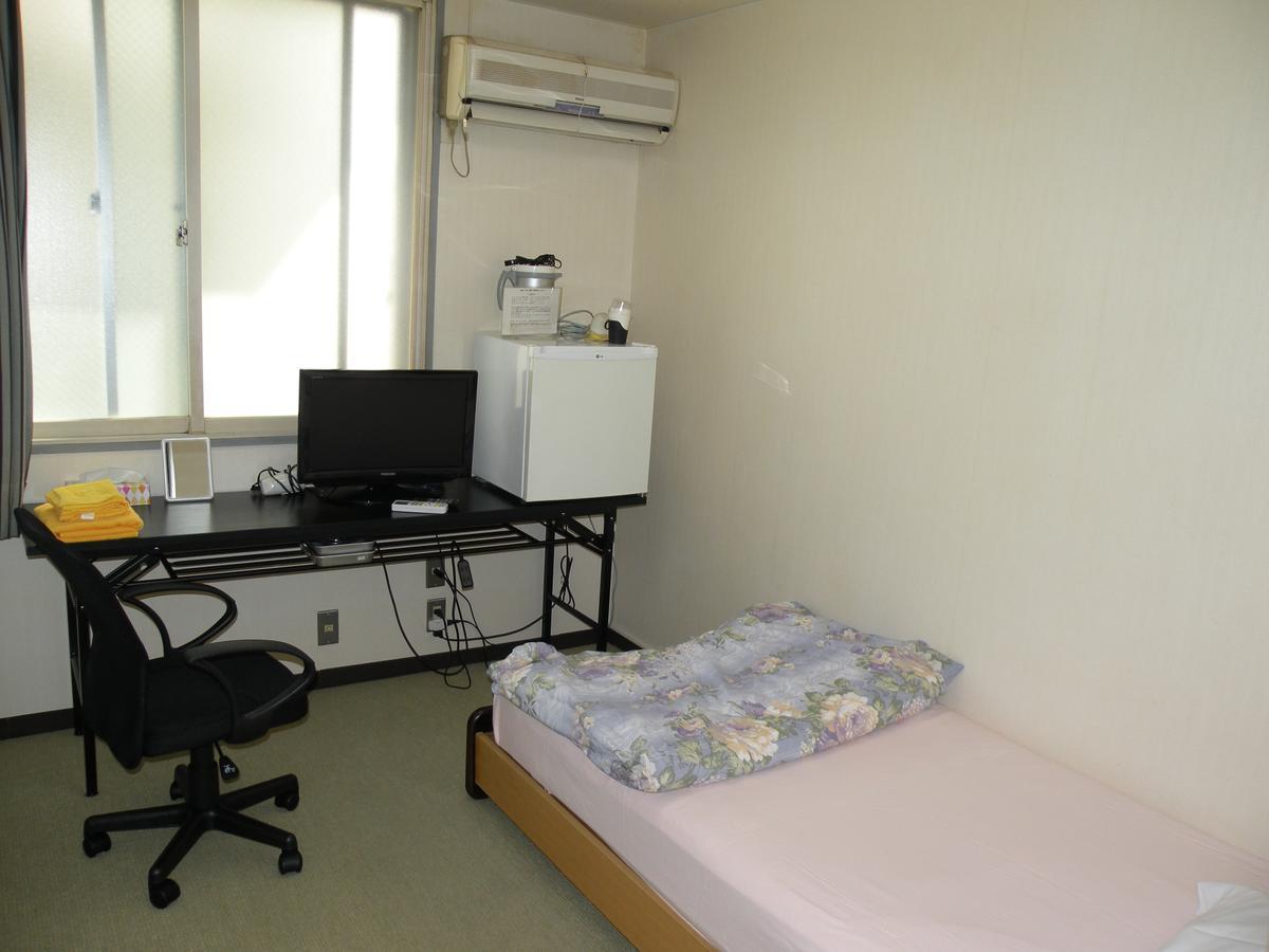 Business Hotel Minshuku Minato Tokushima Exteriör bild
