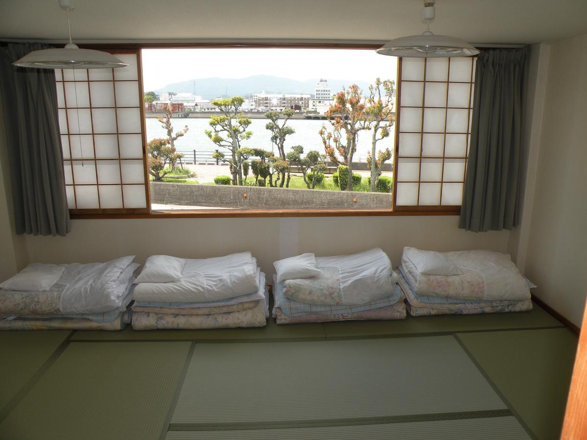 Business Hotel Minshuku Minato Tokushima Exteriör bild